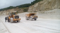 Применение в цементной промышленности масла Mobil Delvac MX 15W-40 позволяет получить сокращение затрат на обслуживание парка карьерной техники до 45% за год